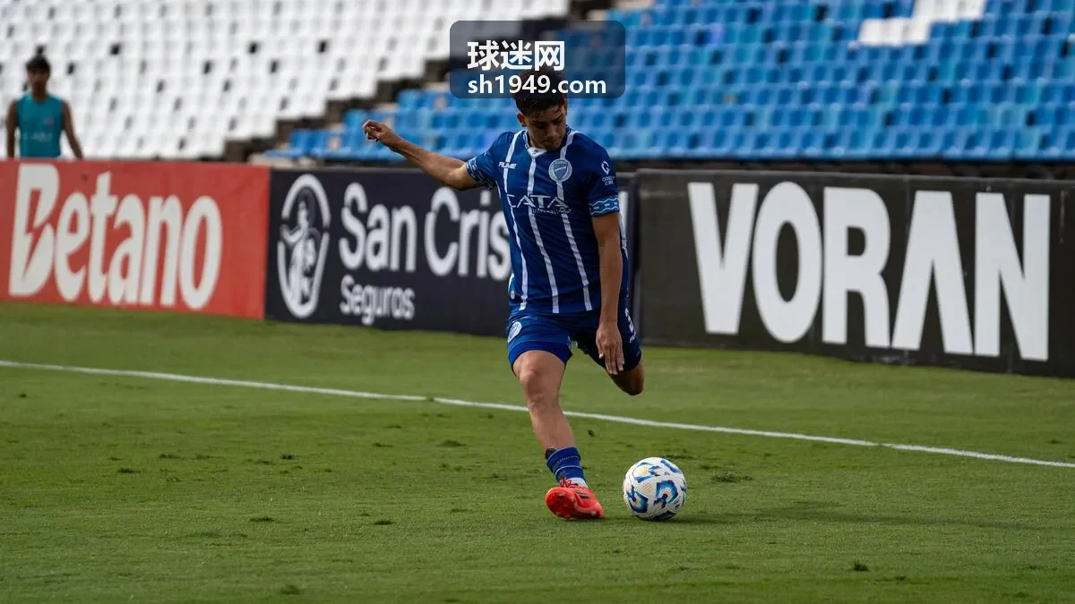 球迷网新闻：联赛积分榜最新变化